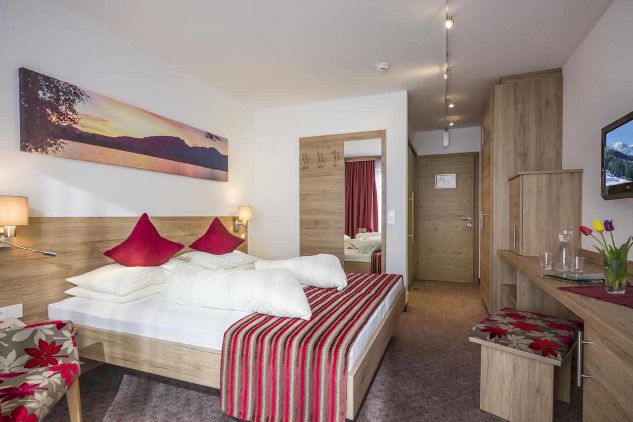 Double Room,630284733:JPEG
